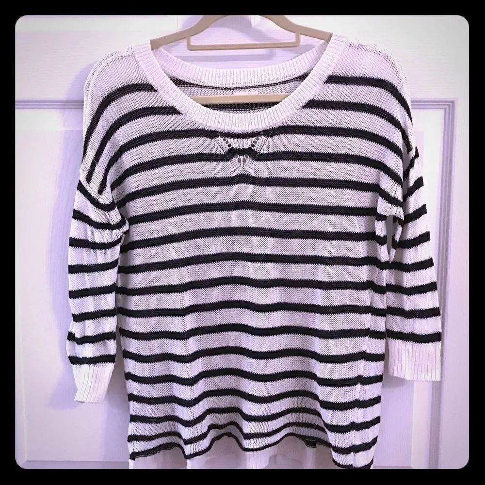 Aerie women’s small blue white stripe sweater